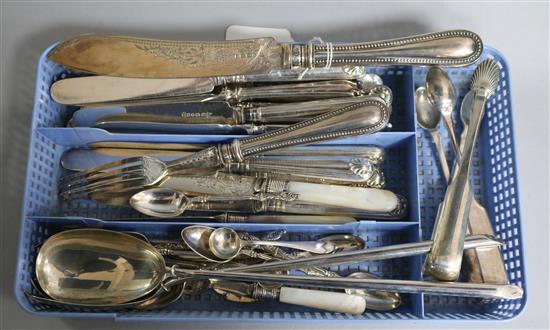 Two pairs of silver servers including salad, two pairs of silver sugar tongs (one a.f.) and a quantity of plated flatware, 7.9 oz.